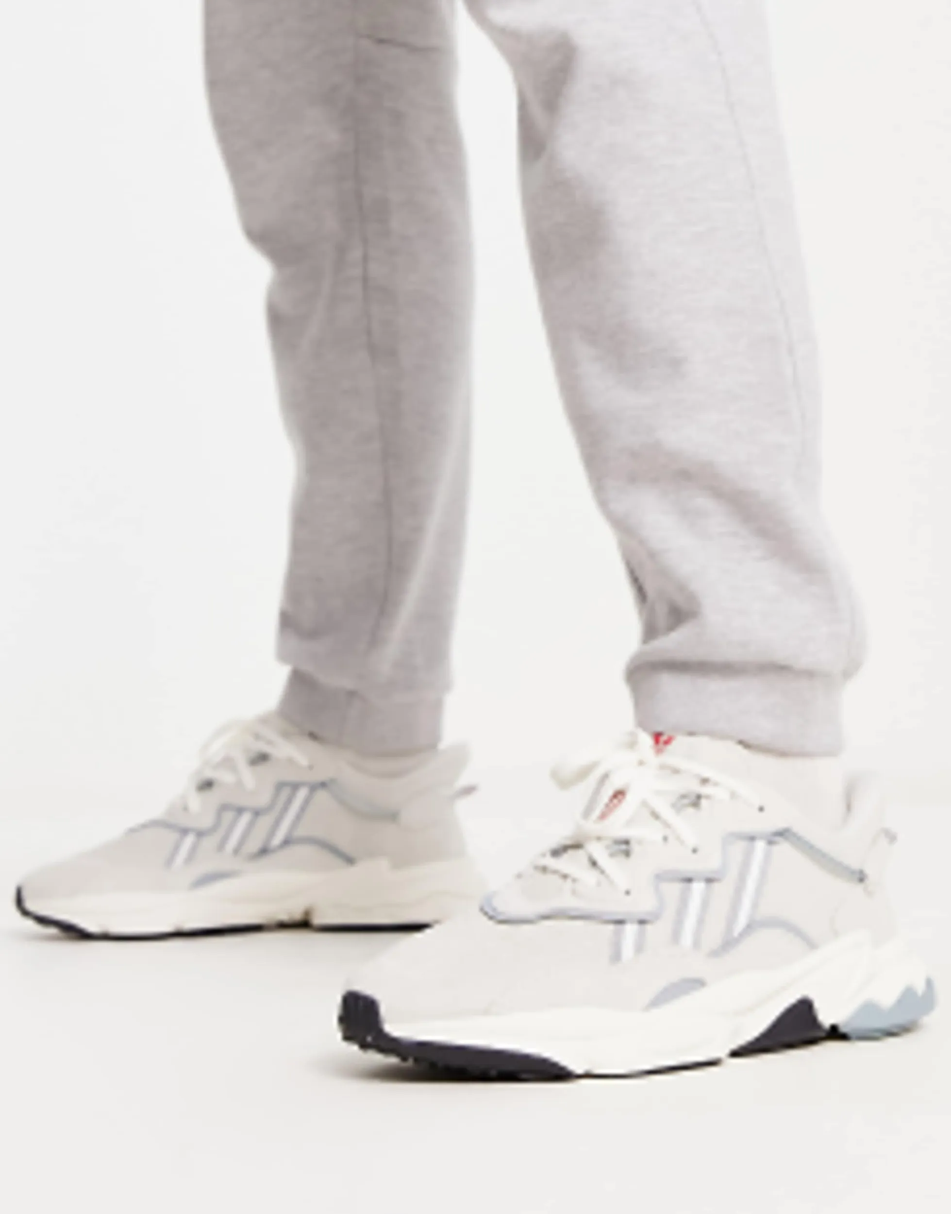 Sportswear*adidas Originals Ozweego Trainers In And Blue Off White