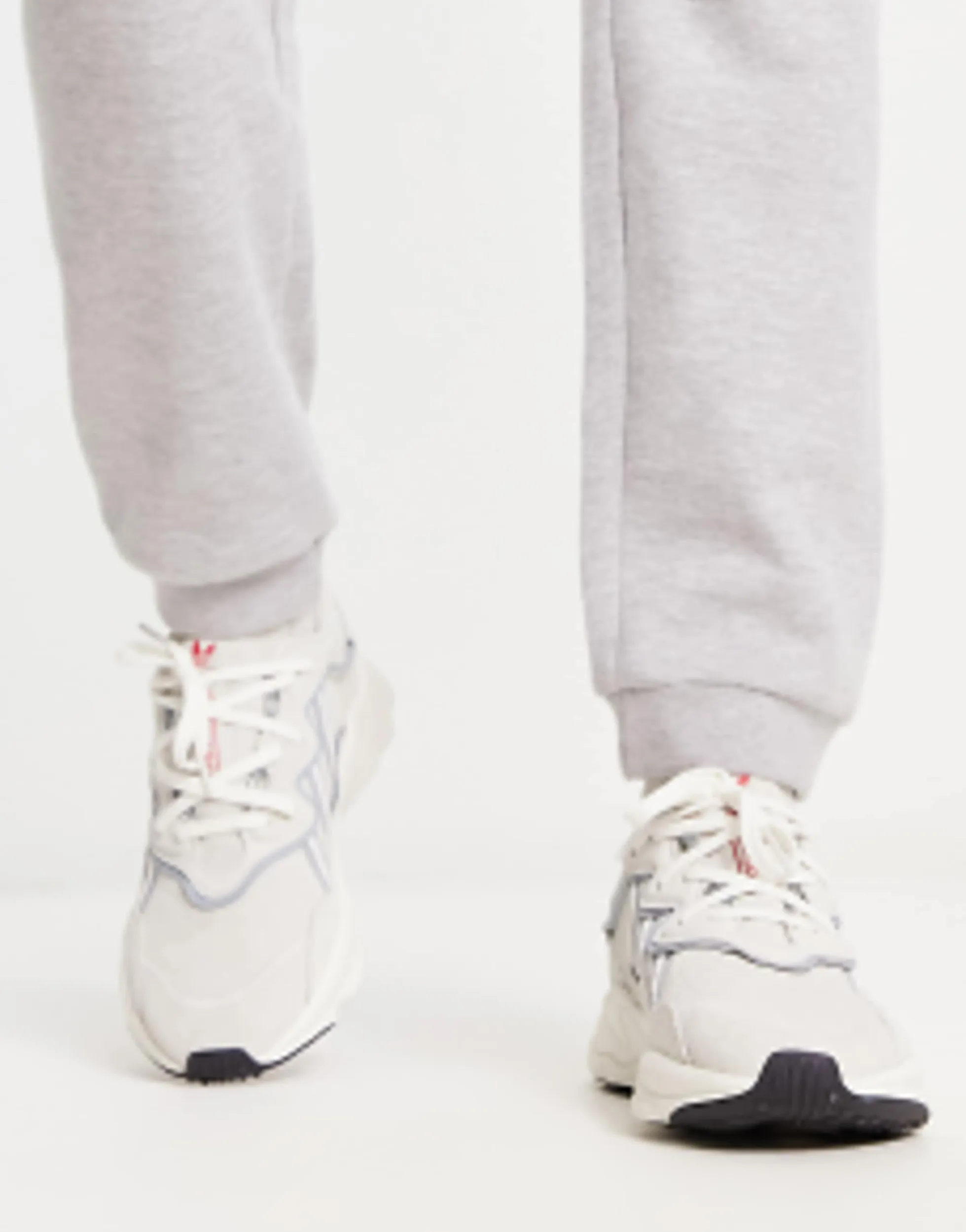 Sportswear*adidas Originals Ozweego Trainers In And Blue Off White