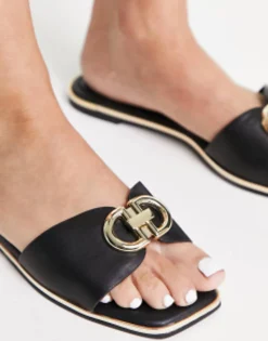 Flat Sandals*ALDO Bellenor Flat Sandals In Black