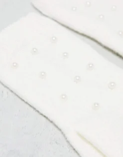 Gloves*ALDO Shaniee Pearl Embellished Gloves In White