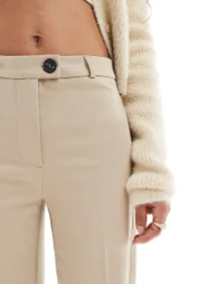 Trousers & Leggings*Bershka Petite Wide Leg Slouchy Dad Tailored Trousers In Mushroom