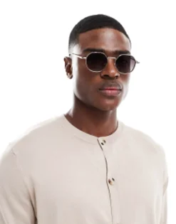 Sunglasses*DESIGN Angled Round Metal Sunglasses With Smoke Gradient Lens In Gold