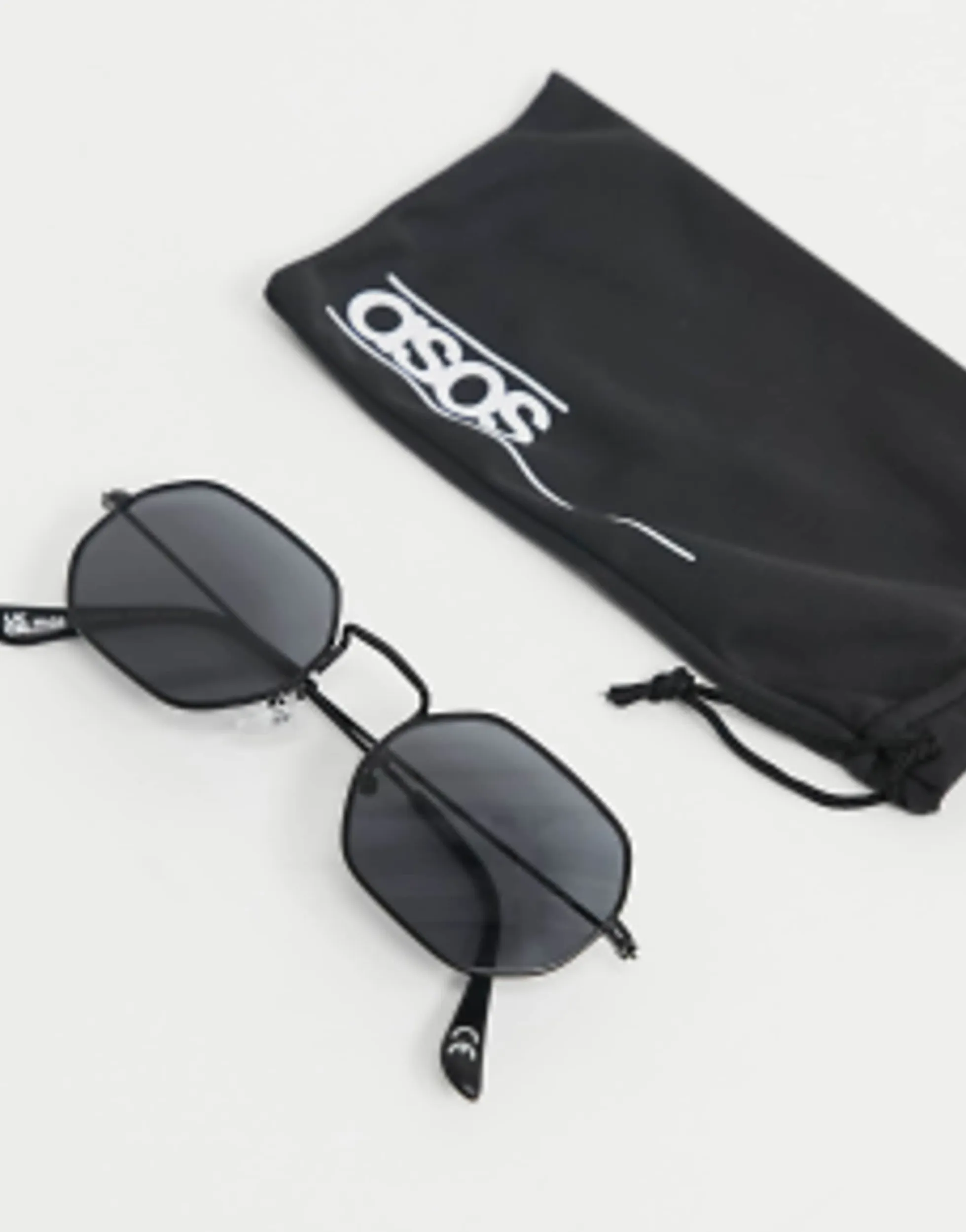 Sunglasses*DESIGN Angled Sunglasses In Metal With Smoke Lens Black