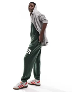 Tracksuits & Joggers*DESIGN Co-Ord With La Graphic In Washed Green