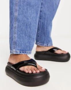 Flat Sandals*DESIGN Fiesty Flatform Toe Thong In Black