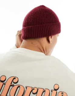 Beanies*DESIGN Fisherman Ribbed Beanie In Burgundy