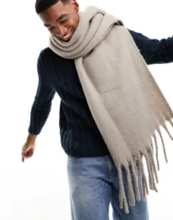Scarves*DESIGN Fluffy Blanket Scarf In Grey Khaki