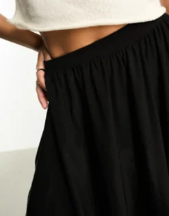 Shorts*DESIGN High Waisted Skort In Black