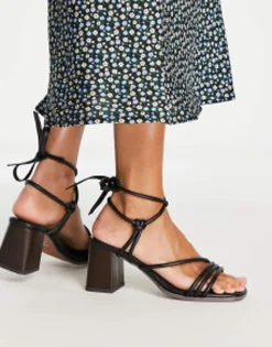 Sandals*DESIGN Hollow Strappy Tie Leg Mid Heeled Sandals In Black
