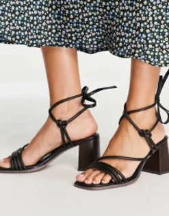 Sandals*DESIGN Hollow Strappy Tie Leg Mid Heeled Sandals In Black