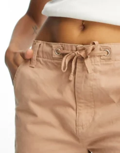 Shorts*DESIGN Hourglass Cargo Shorts In Tan