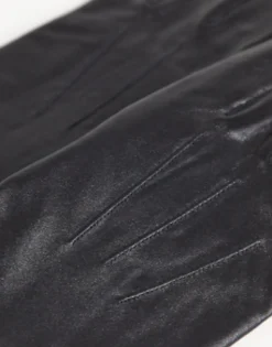 Gloves*DESIGN Leather Touchscreen Gloves In Black