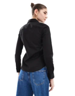 Shirts*DESIGN Long Sleeve Fitted Shirt In Black