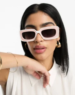 Sunglasses*DESIGN Mid Square Sunglasses With Tramline Detail In Pink