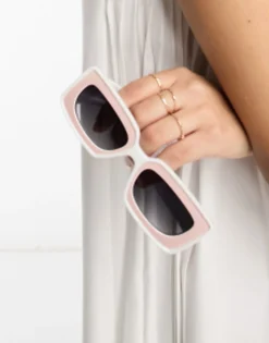Sunglasses*DESIGN Mid Square Sunglasses With Tramline Detail In Pink
