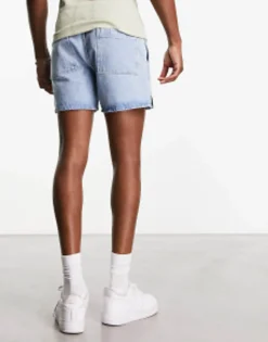Shorts*DESIGN Pull On Shorter Length Denim Shorts In Light Wash Blue Light Blue