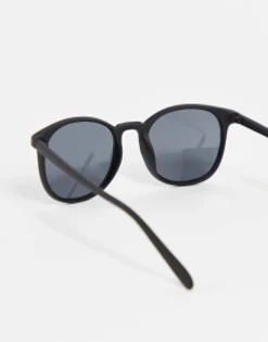 Sunglasses*DESIGN Round Sunglasses In Matte With Smoke Lens Black