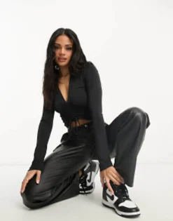 Shirts*DESIGN Ruched Front Long Sleeve Shirt In Black