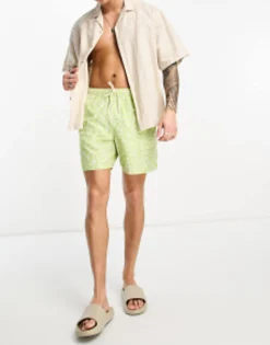 Swimwear*DESIGN Swim Shorts In Short Length In Leopard Print In Green Sap Green