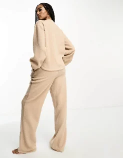 Tall*Tall Design Exclusive Lounge Borg Sweat & Wide Leg Trouser Set In Camel