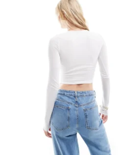 Tall*Tall Design Fitted Crop T-Shirt With Long Sleeve In White