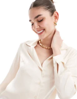 Shirts*DESIGN Ultimate Satin Shirt In Ivory Oyster