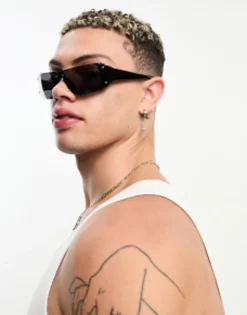 Sunglasses*DESIGN Visor Sunglasses In Black