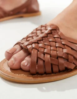 Flat Sandals*DESIGN Wide Fit Francis Leather Woven Flat Sandals In Tan