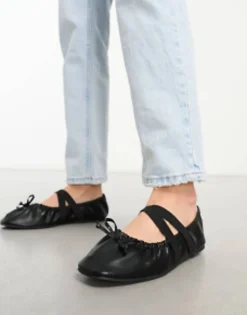 Flat Shoes*DESIGN Wide Fit Los Angeles Ruched Ballet With Elastic Strap In Matte Black