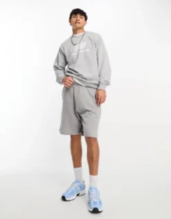 Sportswear*New Balance Essentials Stacked Logo Fleece Crew In Grey