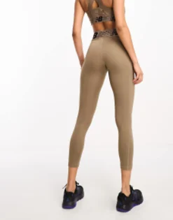 Sportswear*New Balance Relentless Leggings In Brown