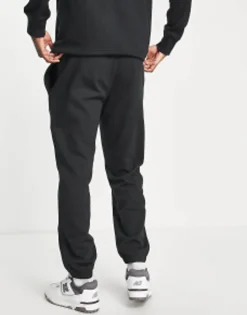 Sportswear*New Balance Unisex Logo Joggers In Black