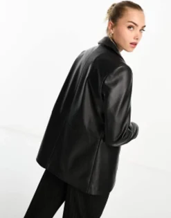 Suits & Tailoring*New Look Faux Leather Blazer In Black