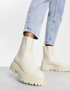 Chelsea Boots*New Look Flat Chunky Chelsea Boot With Cleated Sole In Off White