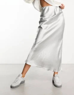 Skirts*New Look Satin Maxi Skirt In Silver