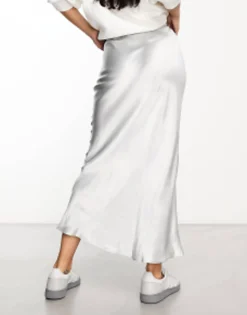 Skirts*New Look Satin Maxi Skirt In Silver