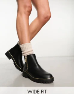 Chelsea Boots*New Look Wide Fit Chunky Chelsea Boots With Hardware In Black
