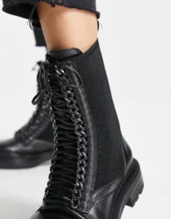 Chelsea Boots*Simply Be Wide Fit Leather Pull On Chelsea Flat Ankle Boots With Cleated Sole In Black