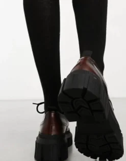 Loafers*Stradivarius Chunky Lace Up Loafer In Washed Brown