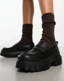 Loafers*Stradivarius Loafer In Black