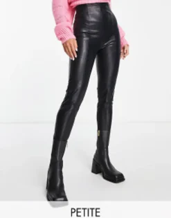 Petite*Stradivarius Petite Faux Leather Skinny Trouser In Black