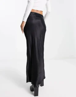 Skirts*Stradivarius Satin Midi Slip Skirt In Black