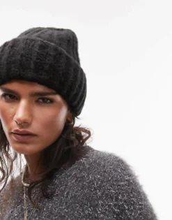 Hats*Topshop Brooke Chunky Ribbed Beanie In Black