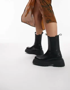 Chelsea Boots*Topshop Kellis Chunky Chelsea Boot In Black