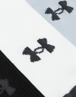 Socks*Under Armour Performance Tech 3 Pack Crew Socks In Grey White And Black Multi