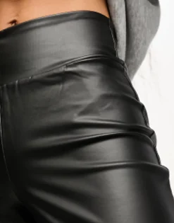 Trousers & Leggings*Vero Moda Petite Skinny Leather Look Legging In Black