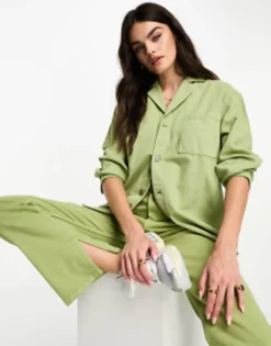 Shirts*Waven Oversized Denim Shirt And High Rise Jeans In Sage Green